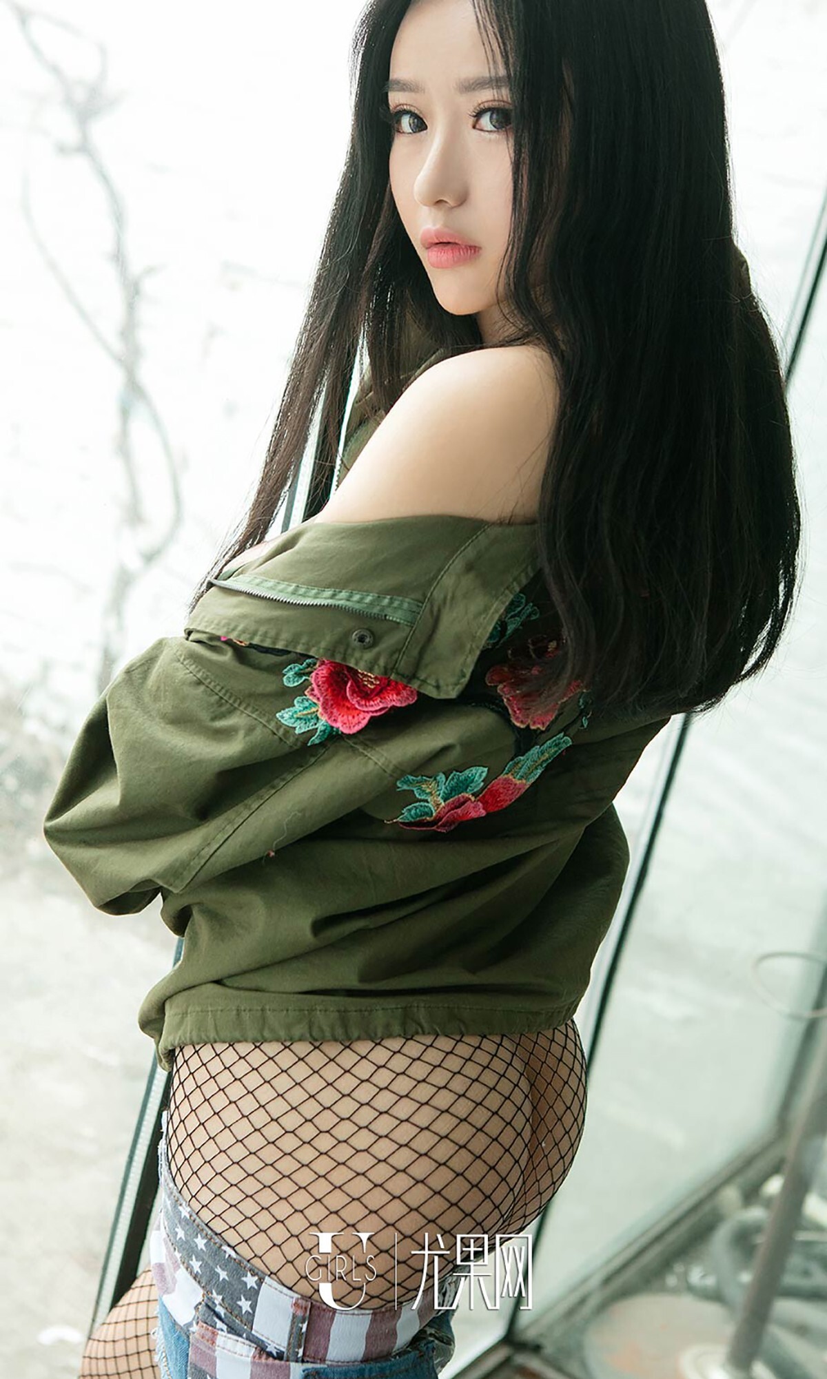 [尤果性感美女爱尤物]APP2017 No.714 倪叶藤